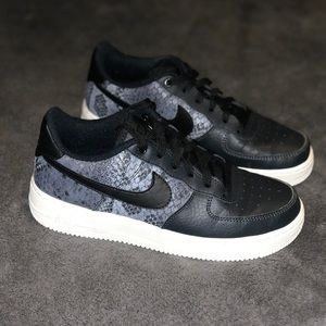 Nike Air Force 1 Sneakers